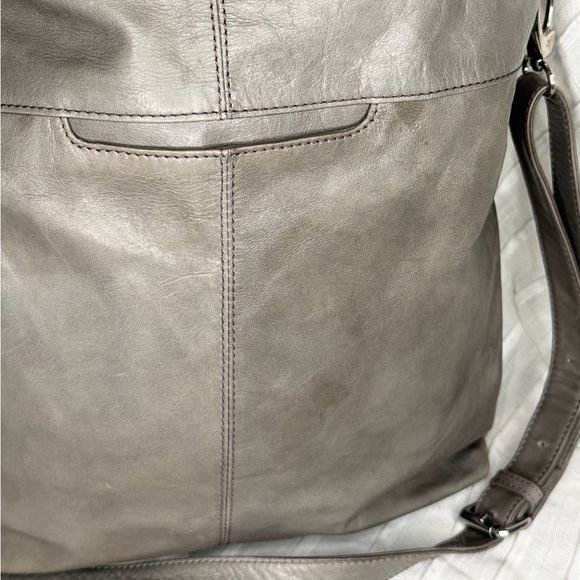 Hobo International Explorer Slouchy Leather Convertible Shoulder / Crossbody Bag - Picture 12 of 15